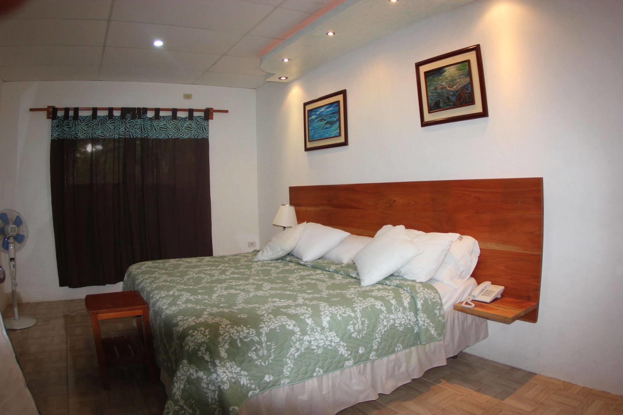 Hotel Twin Galapagos Puerto Ayora  Ngoại thất bức ảnh